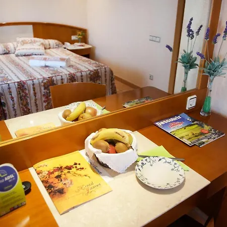 Rural Jaumet Hotel Tora de Riubregos